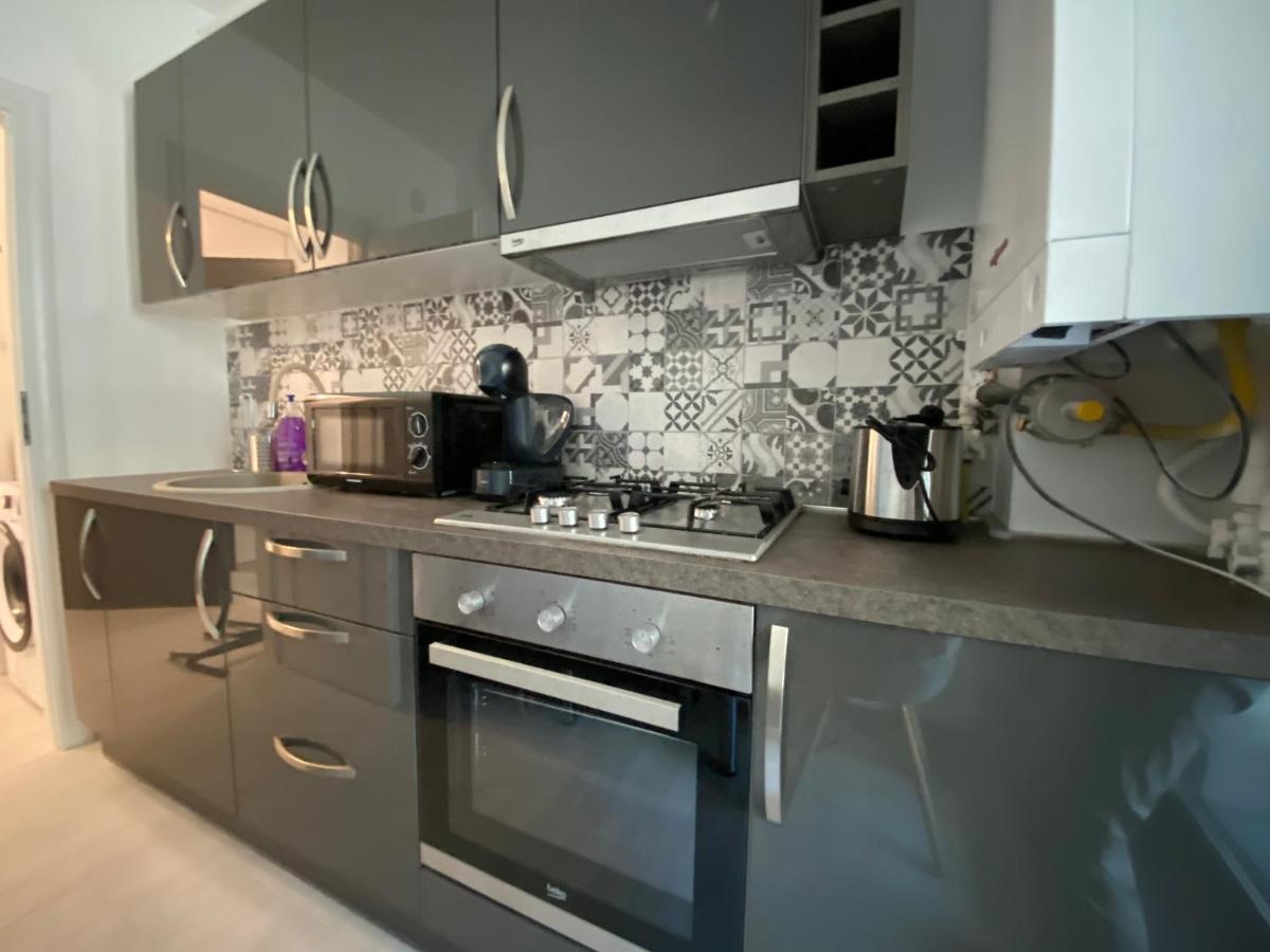 Studio Galaxy Plaza Residence Sector 6 Bucharest Exterior photo